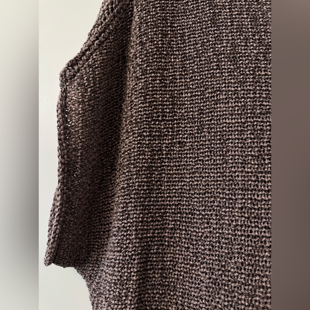 Soft Joie V-Neck Sweater - Sz S - Picture 4 of 4